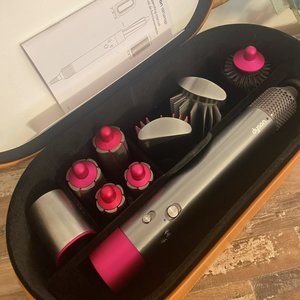 New Dyson Airwrap! Amazing Condition!